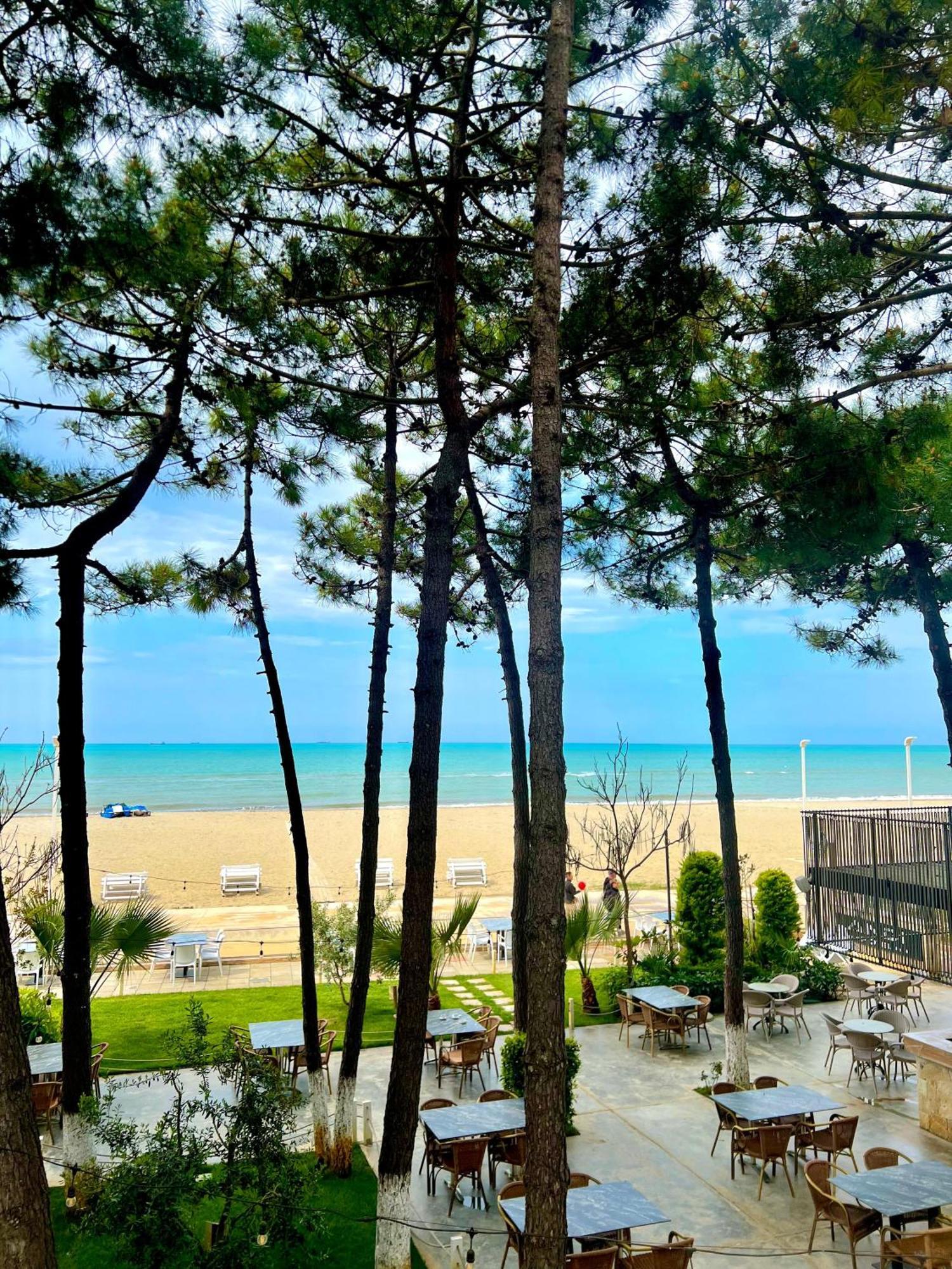 Andi Hotel