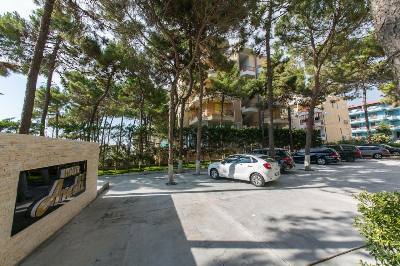 Andi Hotel